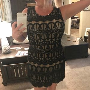Lace black dress with tan linings - Size Large -